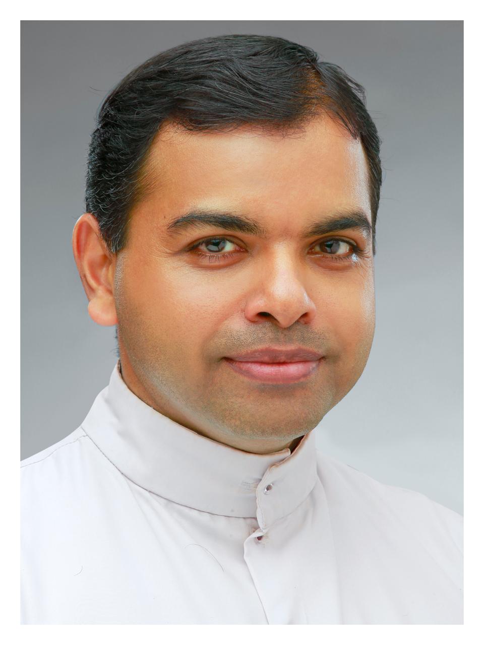 Dr. Thattasserry Antony (Manoj)